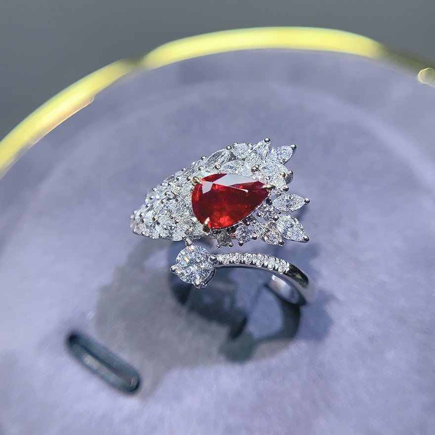 14k Gold 2.11 Ctw Natural Ruby & Diamond Ring - 4