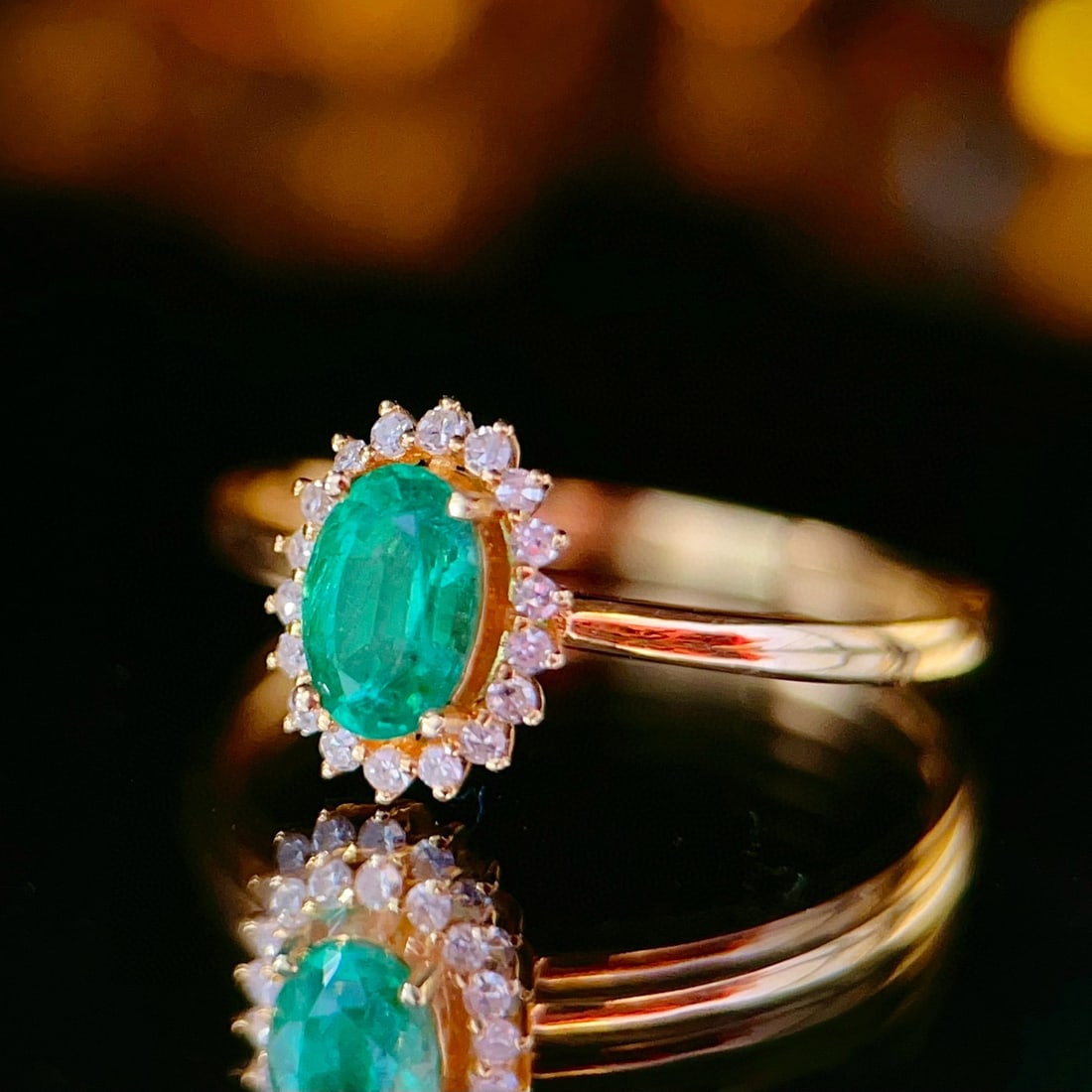 14k Gold 0.55 Ct Natural Emerald & Diamond Ring - 4