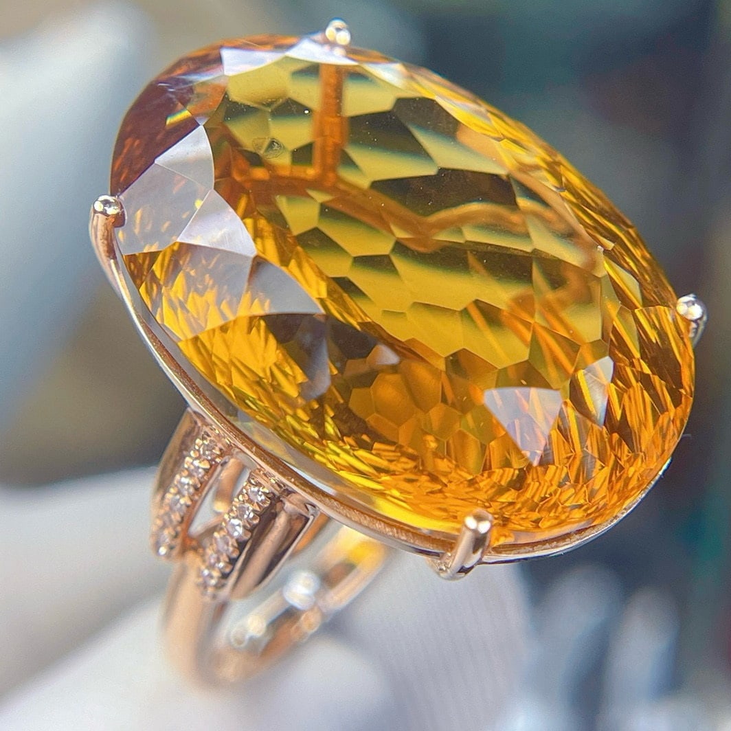 14k Gold 28.63 Ct Natural Citrine & Diamond Ring: Ref:231068141 // gold content:14k gold // ring size:7. 25us // // main gemstone:citrine // shape:oval // carat weight:28. 63ct // color:yellow // treatment:natural // // adjacent gemstone 2 :