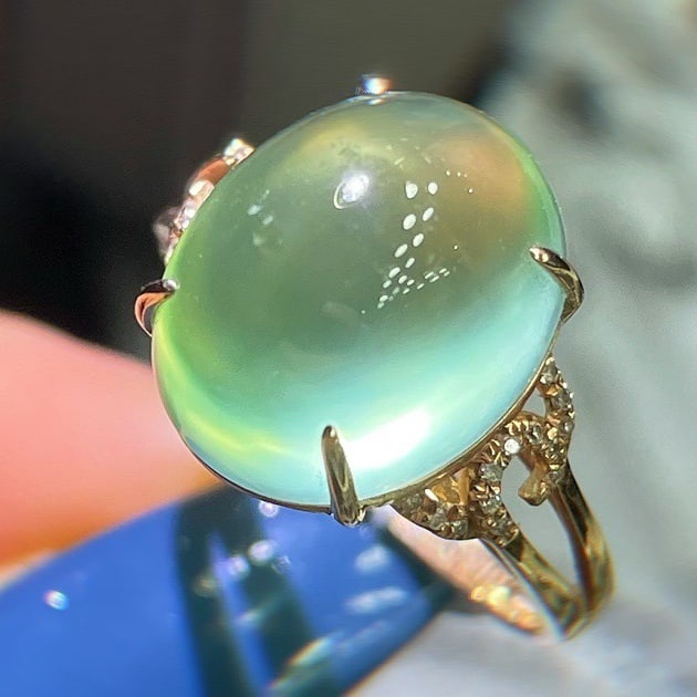 14k Gold 10.3 Ct Natural Prehnite & Diamond Ring - 5