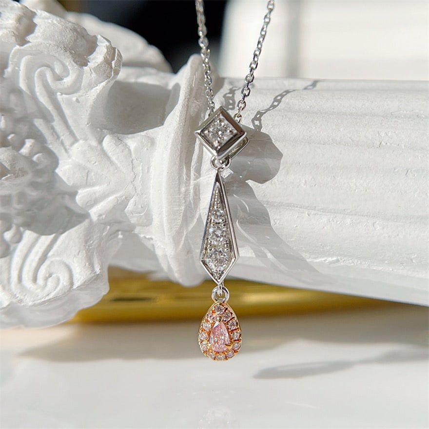 14k Gold 0.20 Ctw Natural Pink Diamond & Diamond Necklace: Ref:231068263 // gold content:14k gold // main gemstone:pink diamond // shape:pear // carat weight:0. 05ct // color:pink // treatment:natural // // adjacent gemstone 2 : diamond // shape:round //