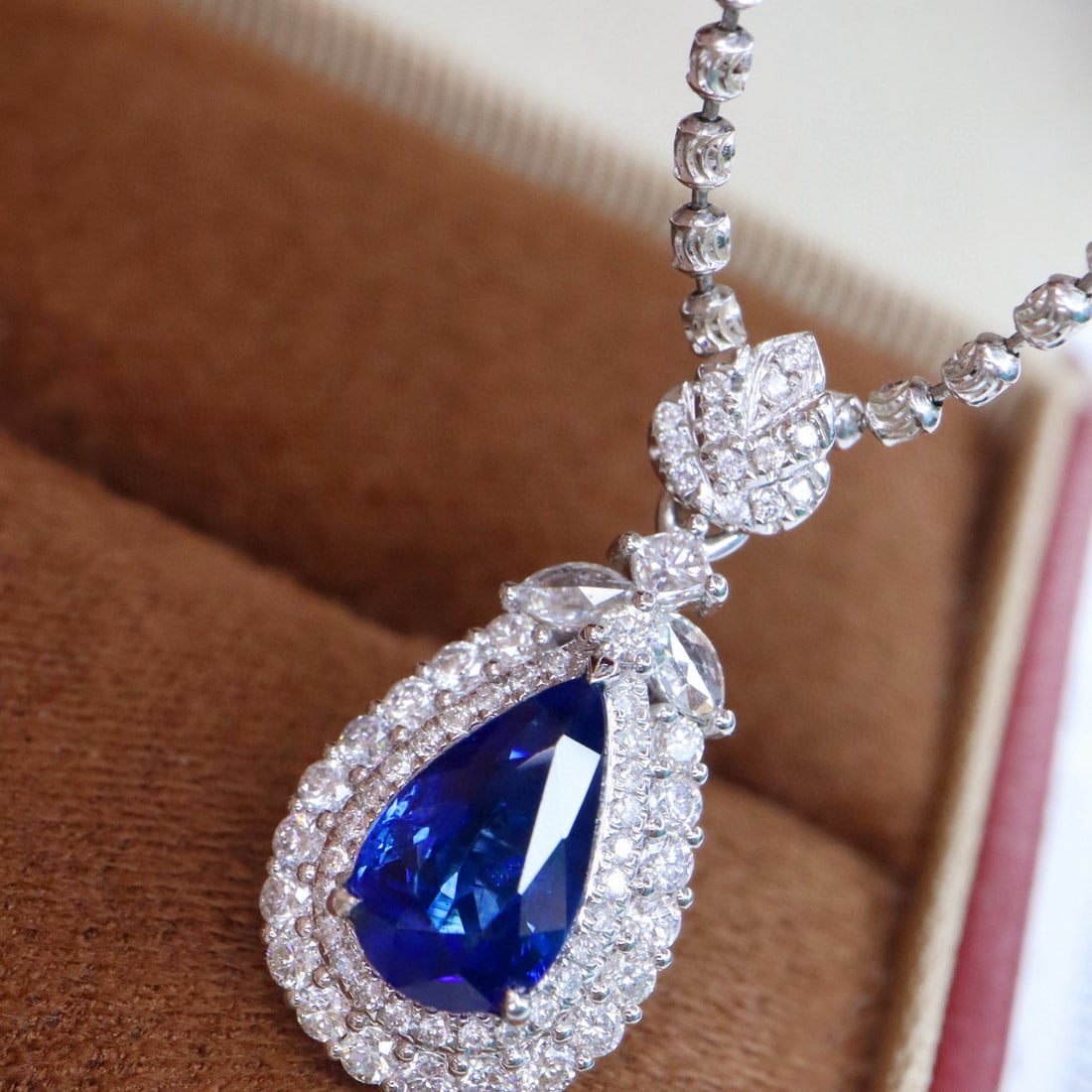 14k Gold 2.14 Ctw Natural Sapphire & Diamond Pendant( Without Chain ): Ref:231068269 // gold content:14k gold // main gemstone:sapphire // shape:pear // carat weight:1. 59ct // color:royal blue // treatment:natural // // adjacent gemstone 2 : diamond // shape:multiply //