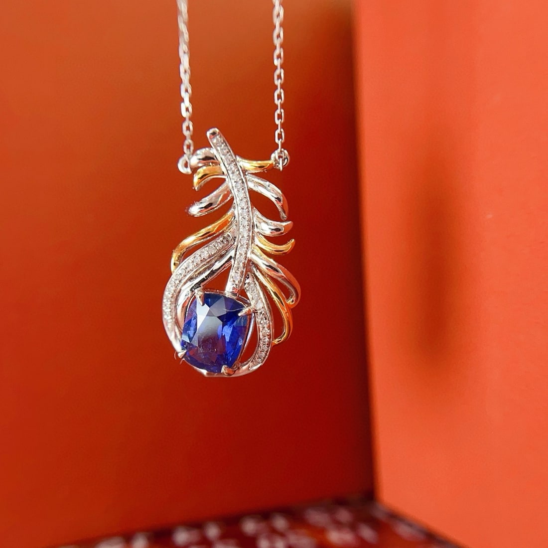 14k Gold 1.50 Ct Natural Sapphire & Diamond Necklace - 4