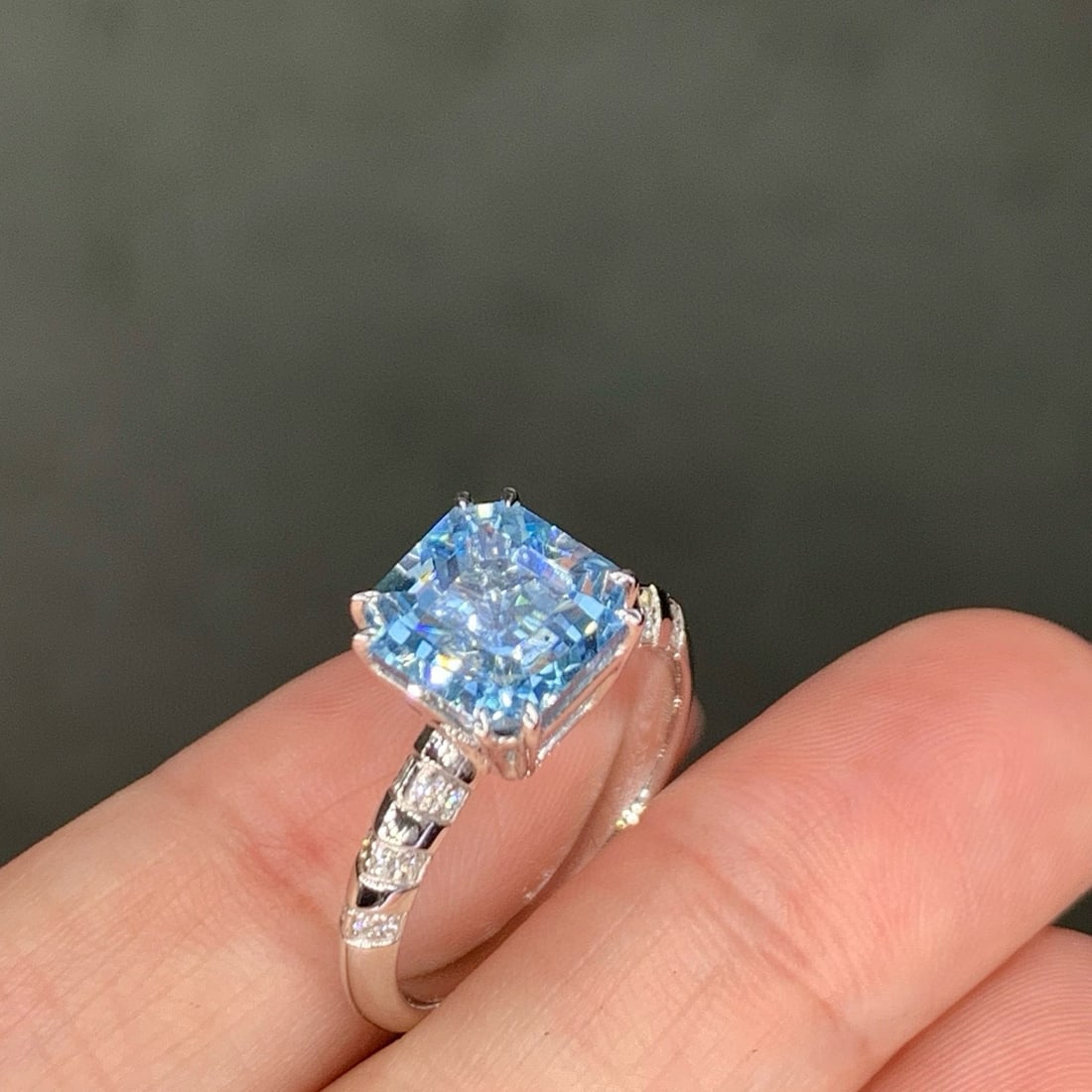 14k Gold 2.99 Ctw Natural Aquamarine & Diamond Ring - 3
