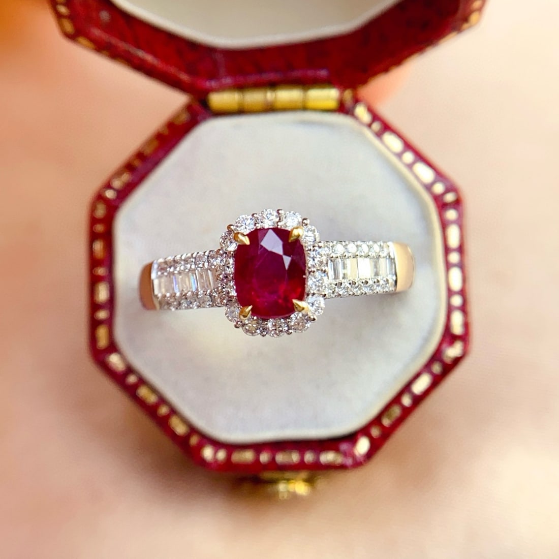 14k Gold 1.10 Ct Vivid Red Natural Ruby & Diamond Ring - 3