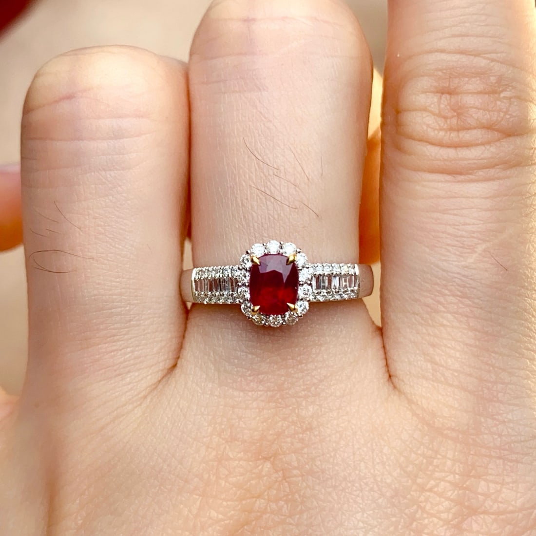 14k Gold 1.10 Ct Vivid Red Natural Ruby & Diamond Ring - 6