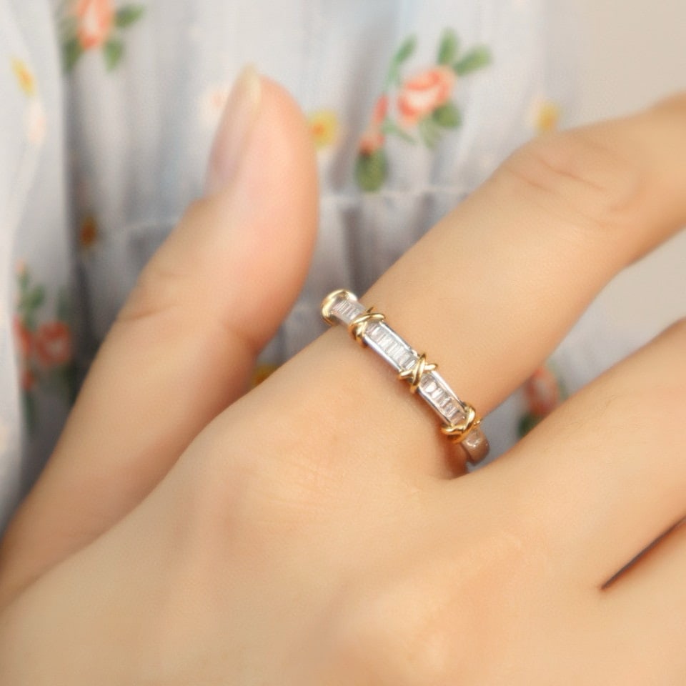 14k Gold 0.28 Ct Natural H Diamond Ring - 2