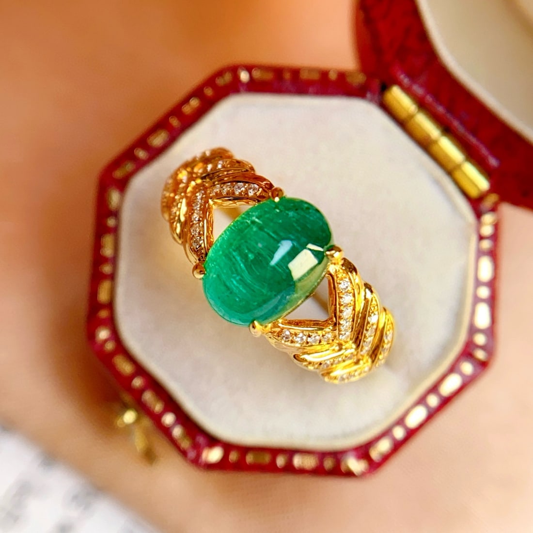 14k Gold 2.00 Ct Natural Emerald & Diamond Ring - 5