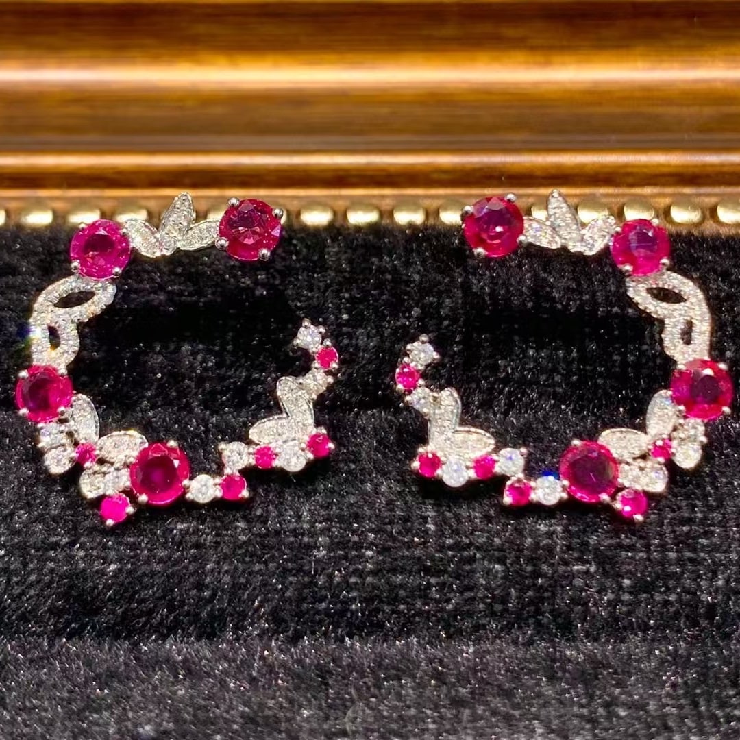 14k Gold 2 Ct Natural Ruby & Diamond Earrings: Ref:230969029 // gold content:14k gold // main gemstone:ruby // shape:round // carat weight:2ct // color:red // treatment:natural // cut grade:g // // adjacent gemstone 2 : diamond // shape:round
