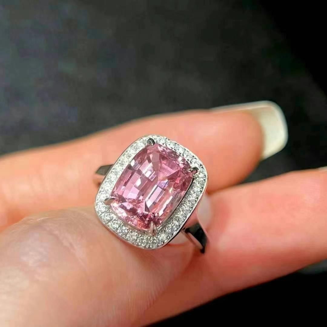 14k Gold 4.89 Ctw Natural Tourmaline & Lab Grown Diamond Ring: Ref:230969052 // gold content:14k gold // ring size:7. 25us // // main gemstone:tourmaline // shape:cushion // carat weight:4. 67ct // color:pink // treatment:natural // // adjacent gemstone 2 :