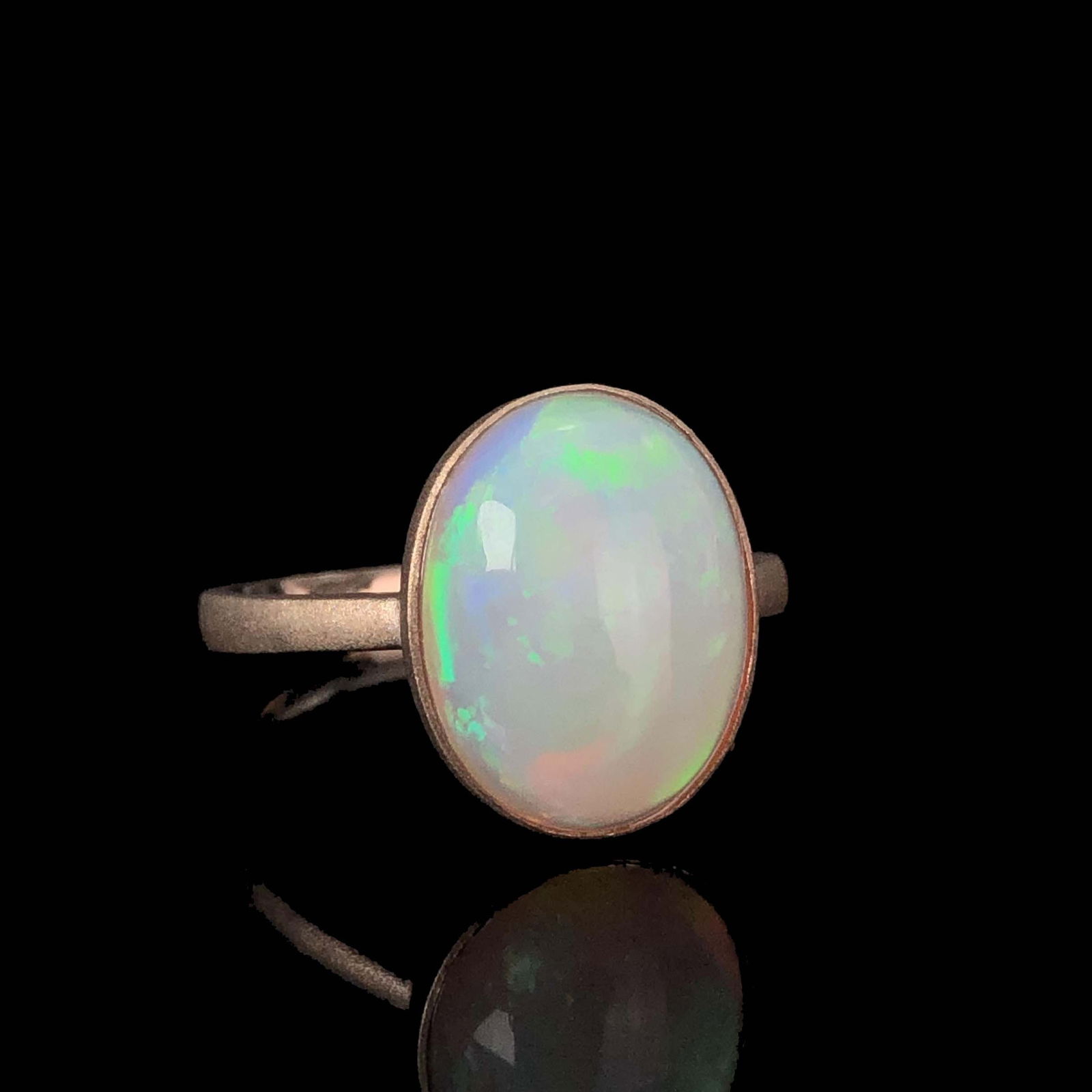 14k Gold 3.9 Ct Natural Opal Ring - 2