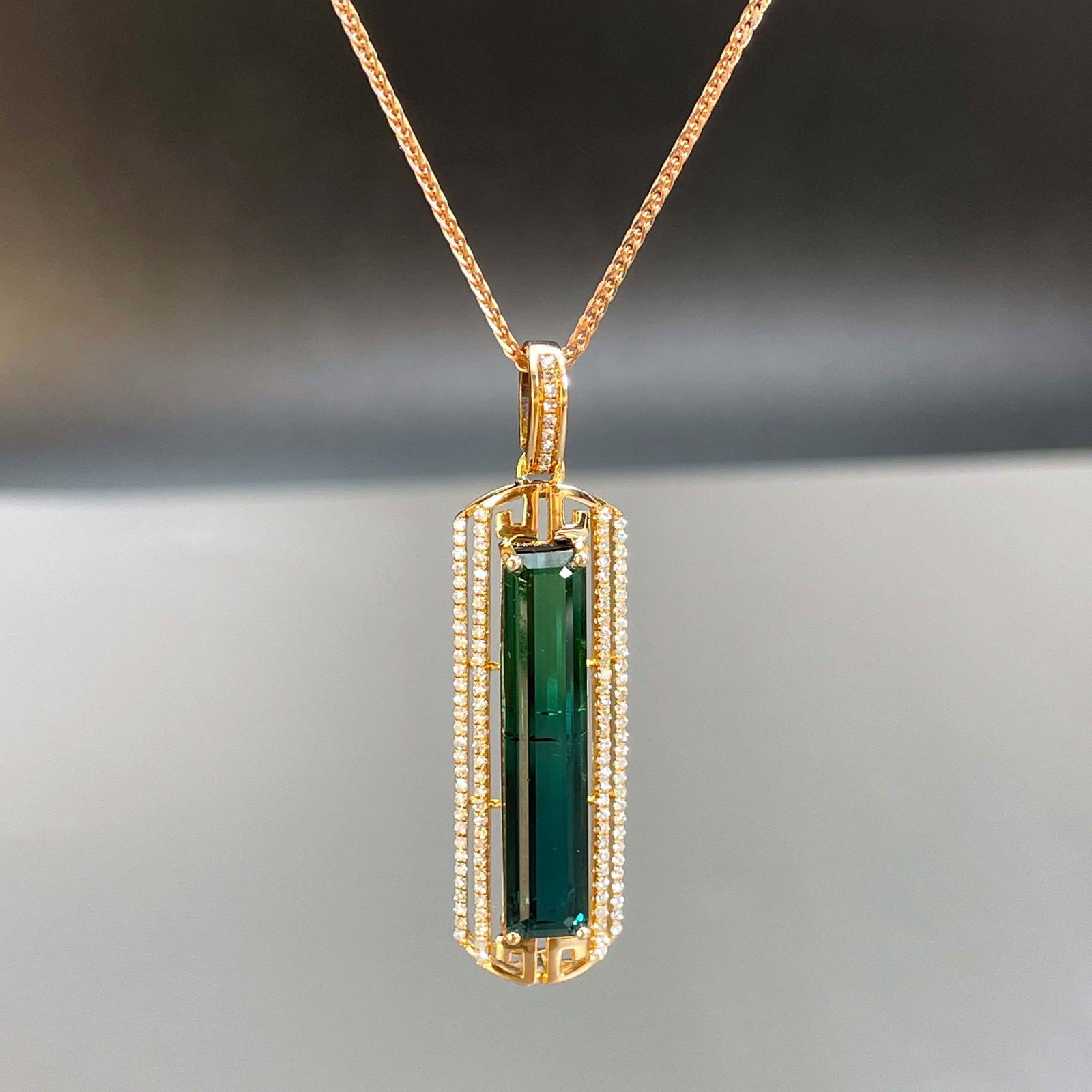 14k Gold 6.56 Ctw Natural Tourmaline & Diamond Pendant( Without Chain ): Ref:230969071 // gold content:14k gold // main gemstone:tourmaline // shape:octagonal // carat weight:6. 26ct // color:green // treatment:natural // // adjacent gemstone 2 : diamond // number of