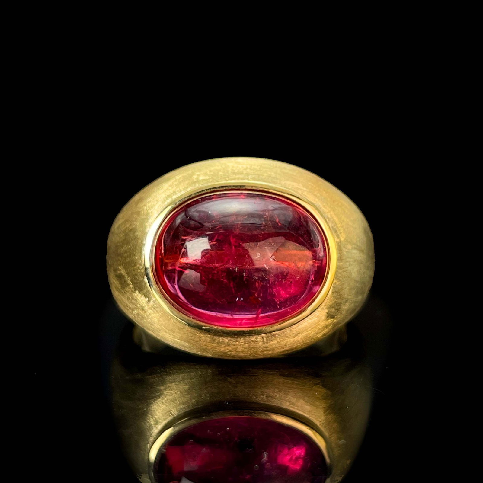 14k Gold 5 Ct Natural Tourmaline Ring: Ref:230969072 // gold content:14k gold // ring size:7. 25us // // main gemstone:tourmaline // shape:oval // carat weight:5ct // color:red // treatment:natural // Condition: NewLow Estimate: