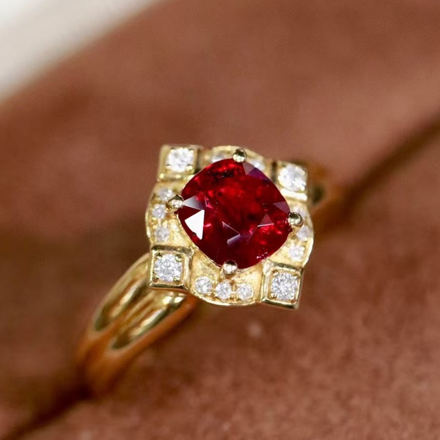 14k Gold 1.31 Ctw Natural Ruby & Diamond Ring - 2