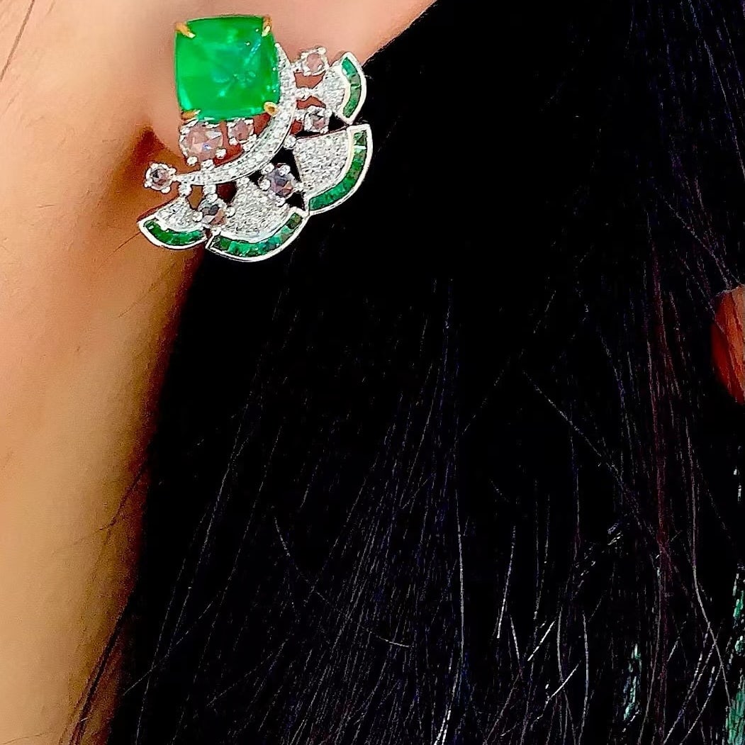 14k Gold 6 Ct Natural Emerald & Diamond & Sapphire & Emerald Earrings - 3