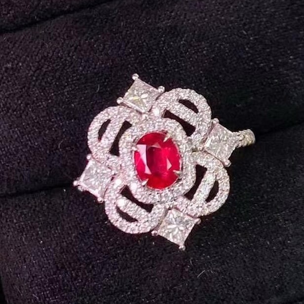 14k Gold 1.43 Ctw Natural Ruby & Diamond Ring: Ref:230969134 // gold content:14k gold // ring size:7. 25us // // main gemstone:ruby // shape:oval // carat weight:0. 52ct // color:pigeonblood red // treatment:natural // // adjacent gemstone 2 :