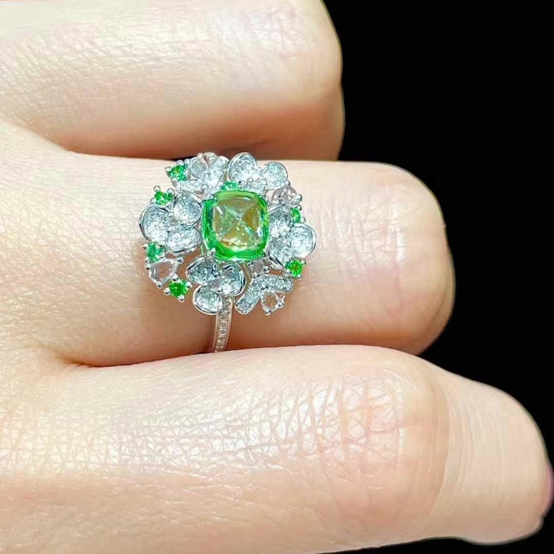 14k Gold 1 Ct Natural Tsavorite & Diamond Ring - 5