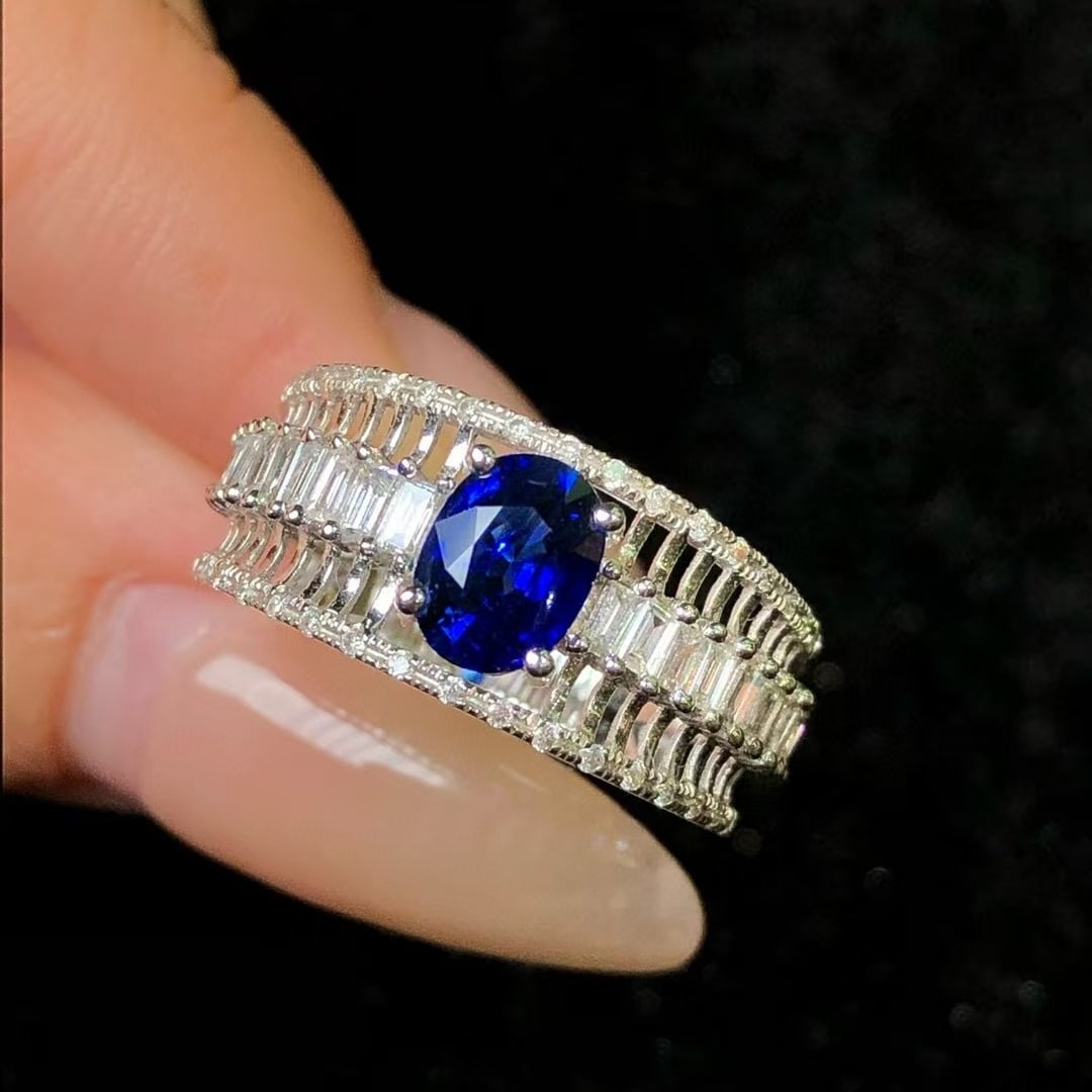 14k Gold 1.37 Ctw Vivid Blue Natural Sapphire & Diamond Ring - 3