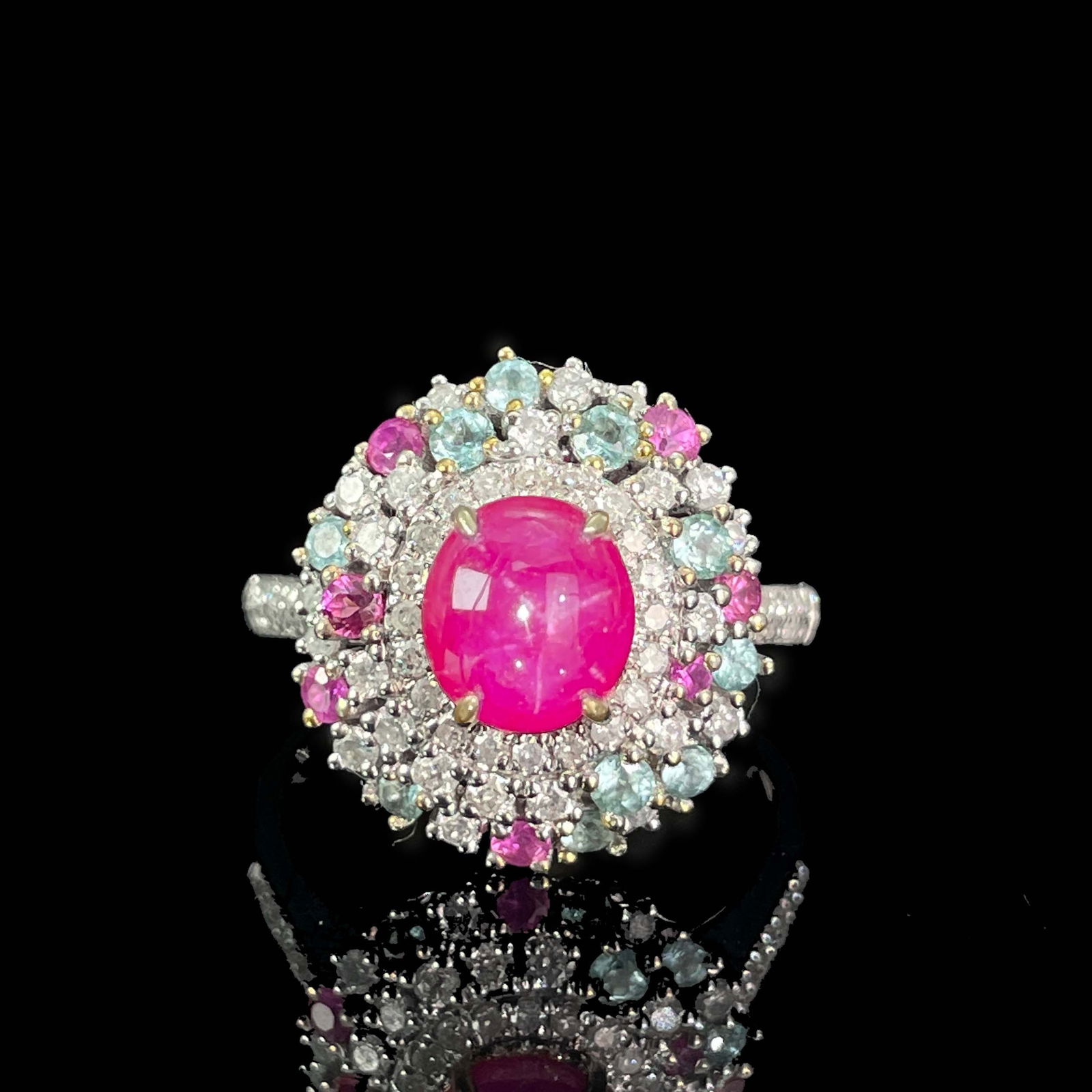 14k Gold 2.5 Ctw Natural Star Ruby & Diamond Ring: Ref:230969184 // gold content:14k gold // ring size:7. 25us // // main gemstone:star ruby // shape:oval // carat weight:2. 1ct // color:red // treatment:natural // // adjacent gemstone 2 : diamond