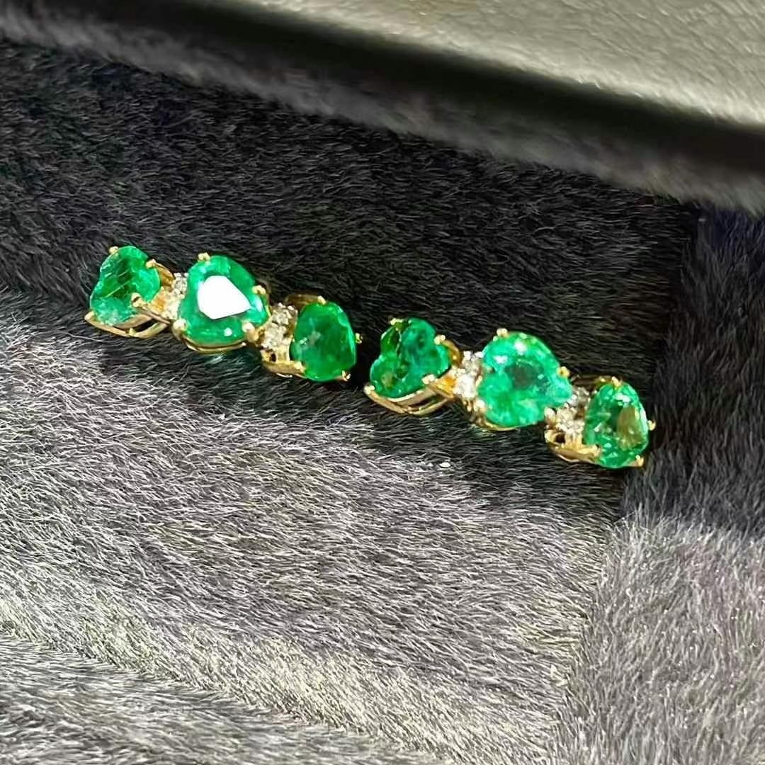 14k Gold 2 Ct Natural Emerald & Diamond Earrings - 2