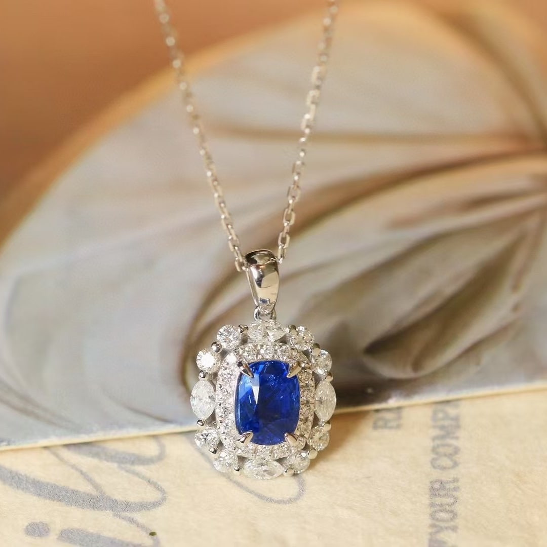 14k Gold 1.45 Ctw Natural Sapphire & Diamond Pendant( Without Chain ): Ref:230969257 // gold content:14k gold // main gemstone:sapphire // shape:cushion // carat weight:1. 02ct // color:cornflower blue // treatment:natural // // adjacent gemstone 2 : diamond //