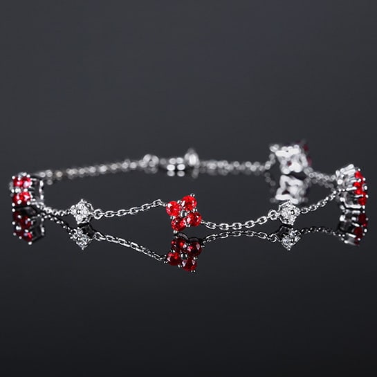 14k Gold 1.17 Ctw Natural Ruby & Diamond Bracelet: Ref:230970033 // gold content:14k gold // main gemstone:ruby // shape:round // carat weight:1. 05ct // color:red // treatment:natural // cut grade:g // // adjacent gemstone 2 : diamond // number of