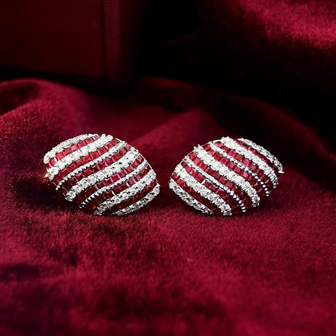 14k Gold 2.88 Ctw Natural Ruby & Diamond Earrings - 4