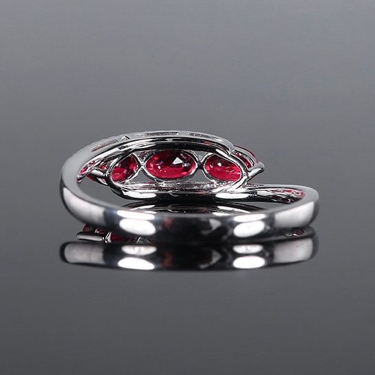 14k Gold 0.95 Ctw Natural Ruby & Diamond Ring - 4