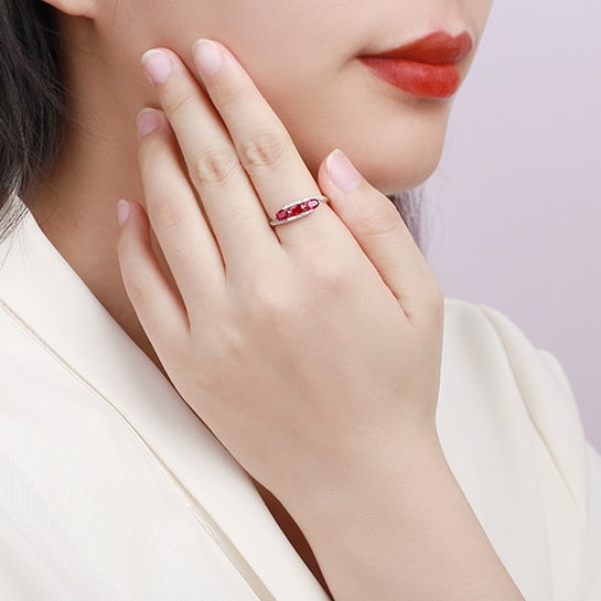 14k Gold 0.95 Ctw Natural Ruby & Diamond Ring - 6