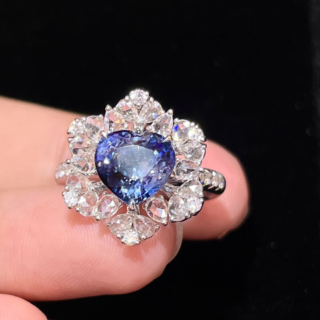 14k Gold 4.29 Ctw Natural Sapphire & Diamond Ring/pendant( Without Chain ): Ref:230970150 // gold content:14k gold // ring size:7. 25us // // main gemstone:sapphire // shape:heart // carat weight:3. 32ct // color:blue // treatment:natural // // adjacent gemstone 2 :