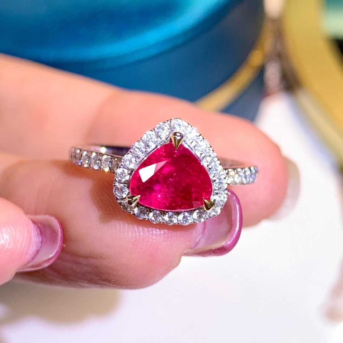 14k Gold 1.79 Ctw Natural Ruby & Diamond Ring - 2