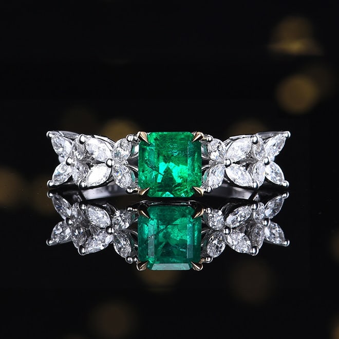 14k Gold 1.74 Ctw Vivid Green Natural Emerald & Diamond Ring (1 of 7)