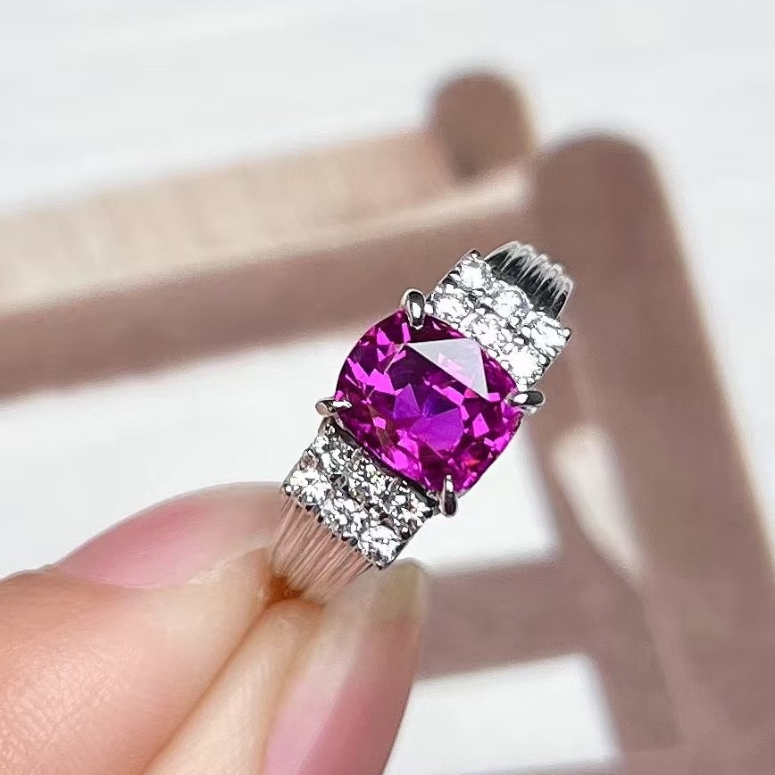 14k Gold 2.27 Ctw Natural Sapphire & Diamond Ring: Ref:230970198 // gold content:14k gold // ring size:7. 25us // // main gemstone:sapphire // shape:cushion // carat weight:2. 04ct // color:purple // treatment:natural // // adjacent gemstone 2 :