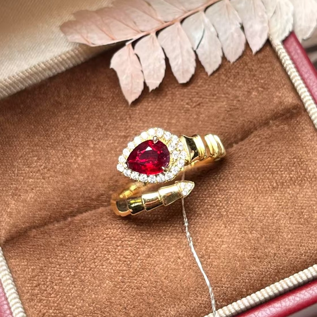 14k Gold 1.04 Ctw Natural Ruby & Diamond Ring - 3