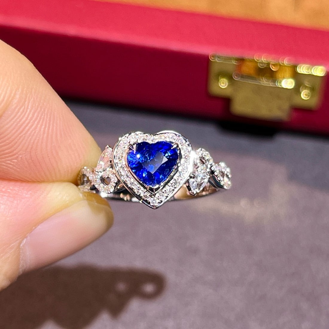 14k Gold 1.37 Ctw Natural Sapphire & Diamond Ring: Ref:230970236 // gold content:14k gold // ring size:7. 25us // // main gemstone:sapphire // shape:heart // carat weight:1. 08ct // color:royal blue // treatment:natural // // adjacent gemstone 2 :