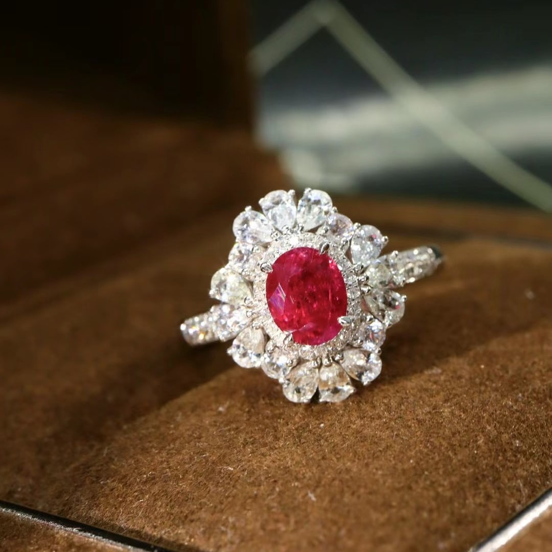 14k Gold 1.92 Ctw Natural Ruby & Sapphire Ring: Ref:230970260 // gold content:14k gold // ring size:7. 25us // // main gemstone:ruby // shape:oval // carat weight:0. 96ct // color:red // treatment:natural // // adjacent gemstone 2 : sapphire // sha