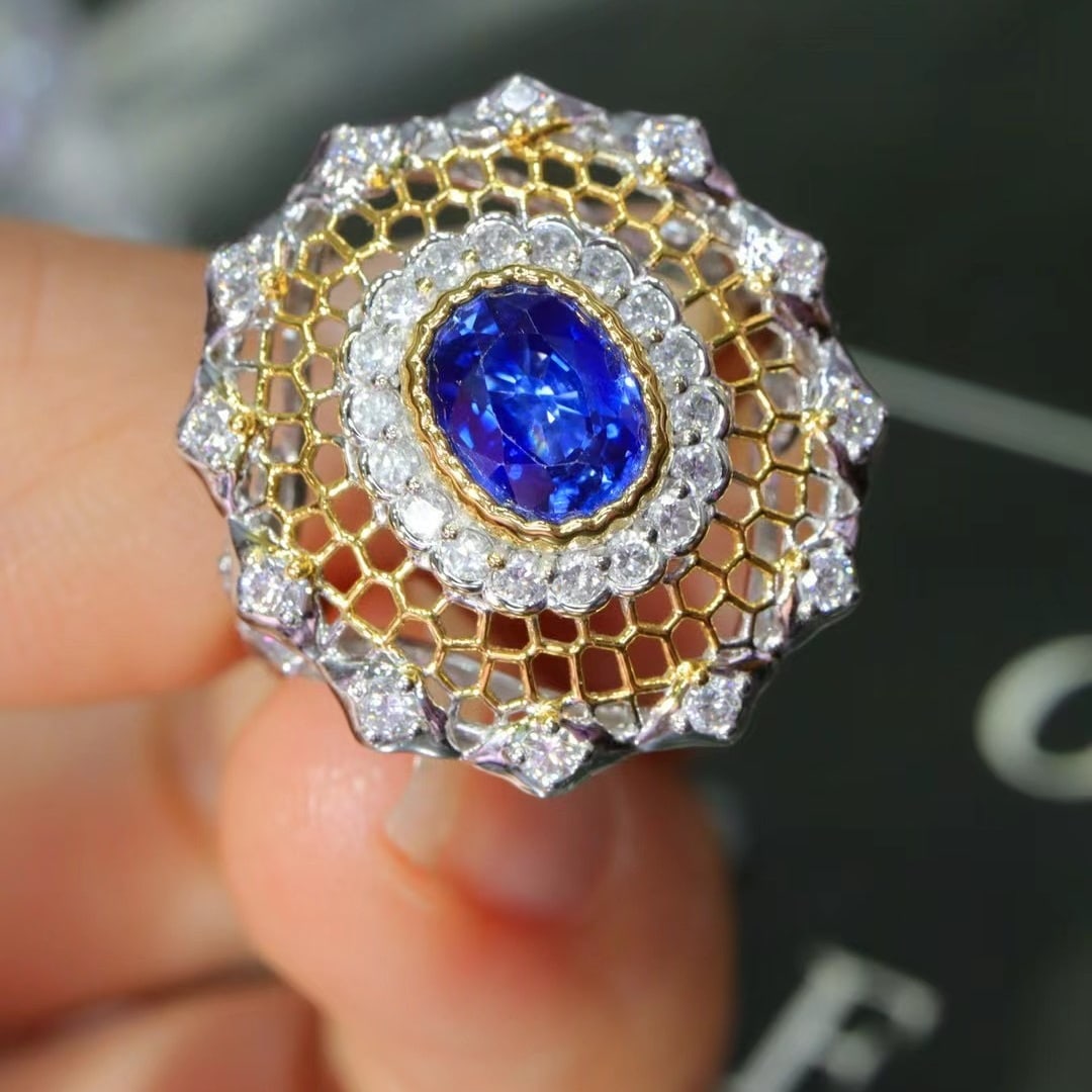 14k Gold 1.64 Ctw Natural Sapphire & Lab Grown Diamond Ring: Ref:230970280 // gold content:14k gold // ring size:7. 25us // // main gemstone:sapphire // shape:oval // carat weight:1. 03ct // color:blue // treatment:natural // // adjacent gemstone 2 : lab