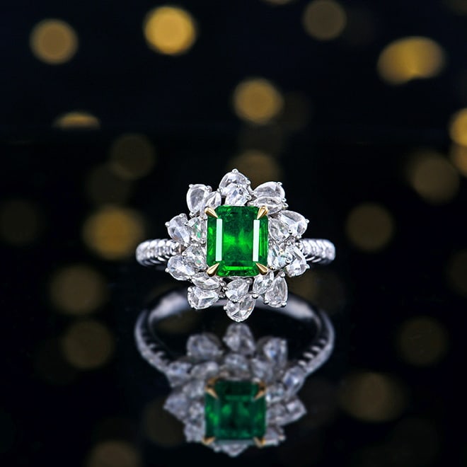 14k Gold 2.12 Ctw Vivid Green Natural Emerald & Diamond Ring/pendant( Without Chain ): Ref:230970301 // gold content:14k gold // ring size:7. 25us // // main gemstone:emerald // shape:octagonal // carat weight:1. 13ct // color:vivid green // treatment:natural // // adjacent gemstone