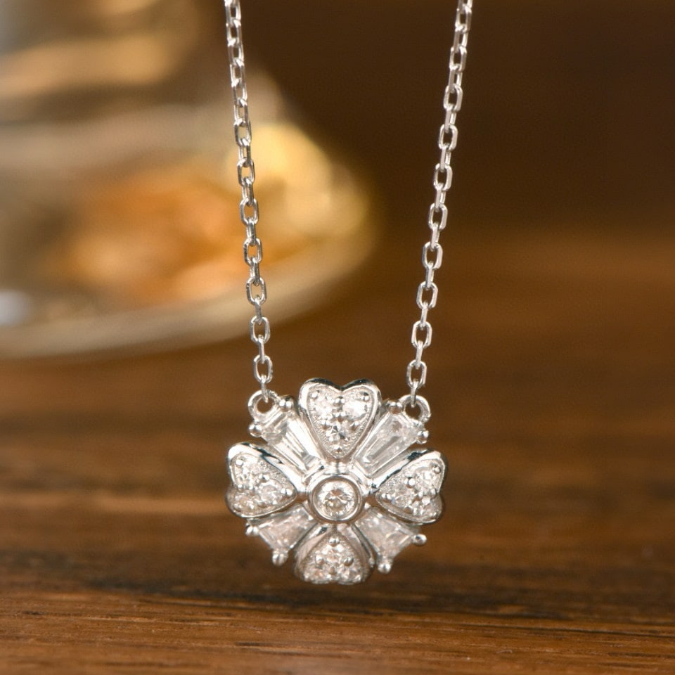 14k Gold 0.38 Ct Natural H Diamond Necklace: Ref:230970331 // gold content:14k gold // main gemstone:diamond // shape:multiply // carat weight:0. 38ct // clarity grade:vs-si // color:h // treatment:natural // Condition: NewLow Estimate: