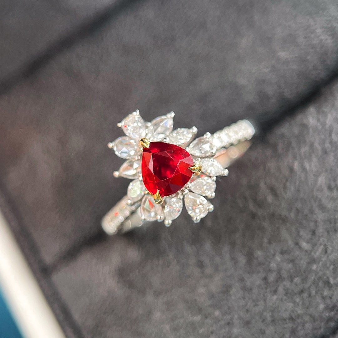 14k Gold 1.61 Ctw Natural Ruby & Diamond Ring/pendant( Without Chain ): Ref:230970333 // gold content:14k gold // ring size:7. 25us // // main gemstone:ruby // shape:pear // carat weight:1. 01ct // color:pigeonblood red // treatment:natural // // adjacent gemstone 2 :