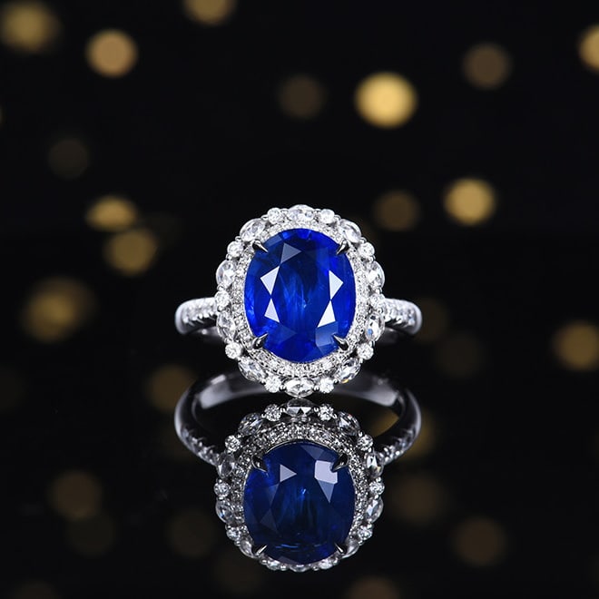 14k Gold 4.57 Ctw Natural Sapphire & Diamond Ring/pendant( Without Chain ): Ref:230970356 // gold content:14k gold // ring size:7. 25us // // main gemstone:sapphire // shape:oval // carat weight:4. 01ct // color:royal blue // treatment:natural // // adjacent gemstone 2 :