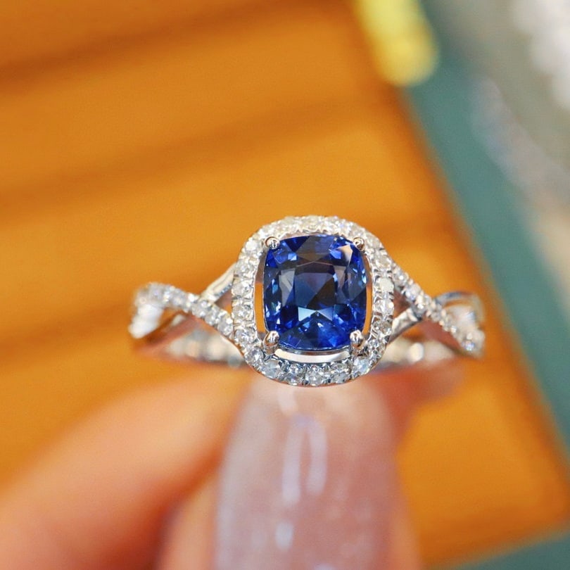 14k Gold 1.24 Ctw Natural Sapphire & Diamond Ring: Ref:230970369 // gold content:14k gold // ring size:7. 25us // // main gemstone:sapphire // shape:cushion // carat weight:1. 06ct // color:royal blue // treatment:natural // // adjacent gemstone 2