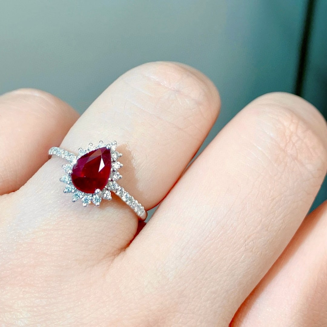 14k Gold 1.28 Ctw Natural Ruby & Diamond Ring - 5