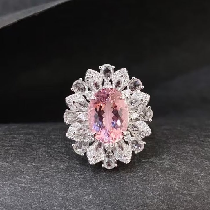 14k Gold 4.82 Ctw Natural Morganite & Sapphire Ring: Ref:230971014 // gold content:14k gold // ring size:7. 25us // // main gemstone:morganite // shape:oval // carat weight:3. 04ct // color:cherry blossom color // treatment:natural // // adjacent gemsto