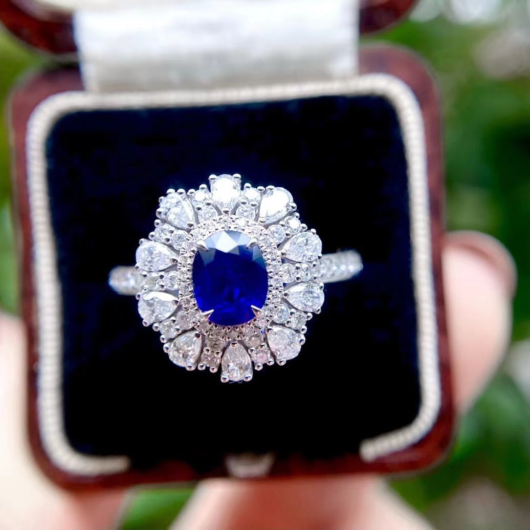 14k Gold 1.93 Ctw Natural Sapphire & Diamond Ring: Ref:230971018 // gold content:14k gold // ring size:7. 25us // // main gemstone:sapphire // shape:oval // carat weight:1. 03ct // color:royal blue // treatment:natural // // adjacent gemstone 2 :