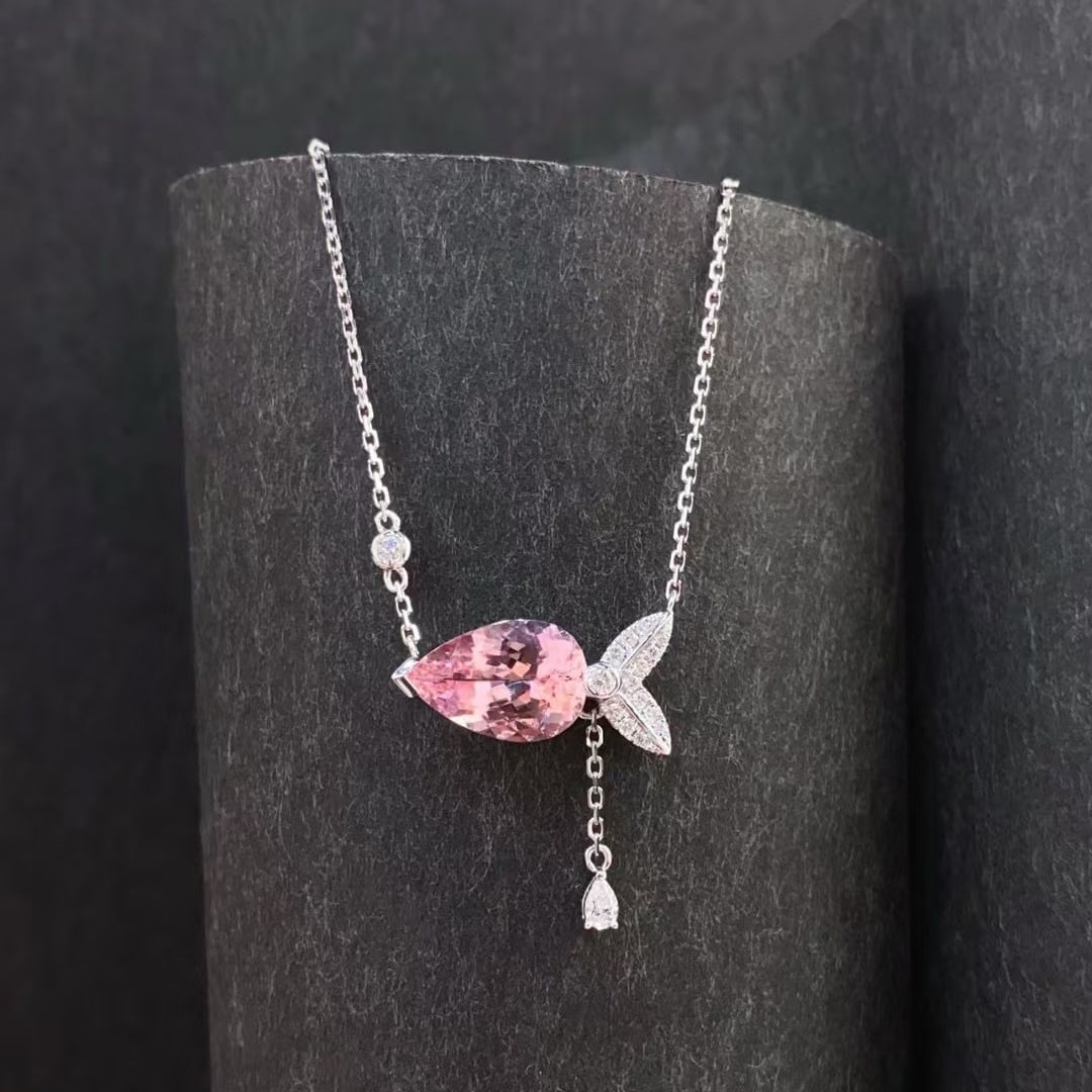 14k Gold 1.87 Ctw Natural Morganite & Diamond Necklace: Ref:230971033 // gold content:14k gold // main gemstone:morganite // shape:pear // carat weight:1. 72ct // color:cherry blossom color // treatment:natural // // adjacent gemstone 2 : diamond // shape: