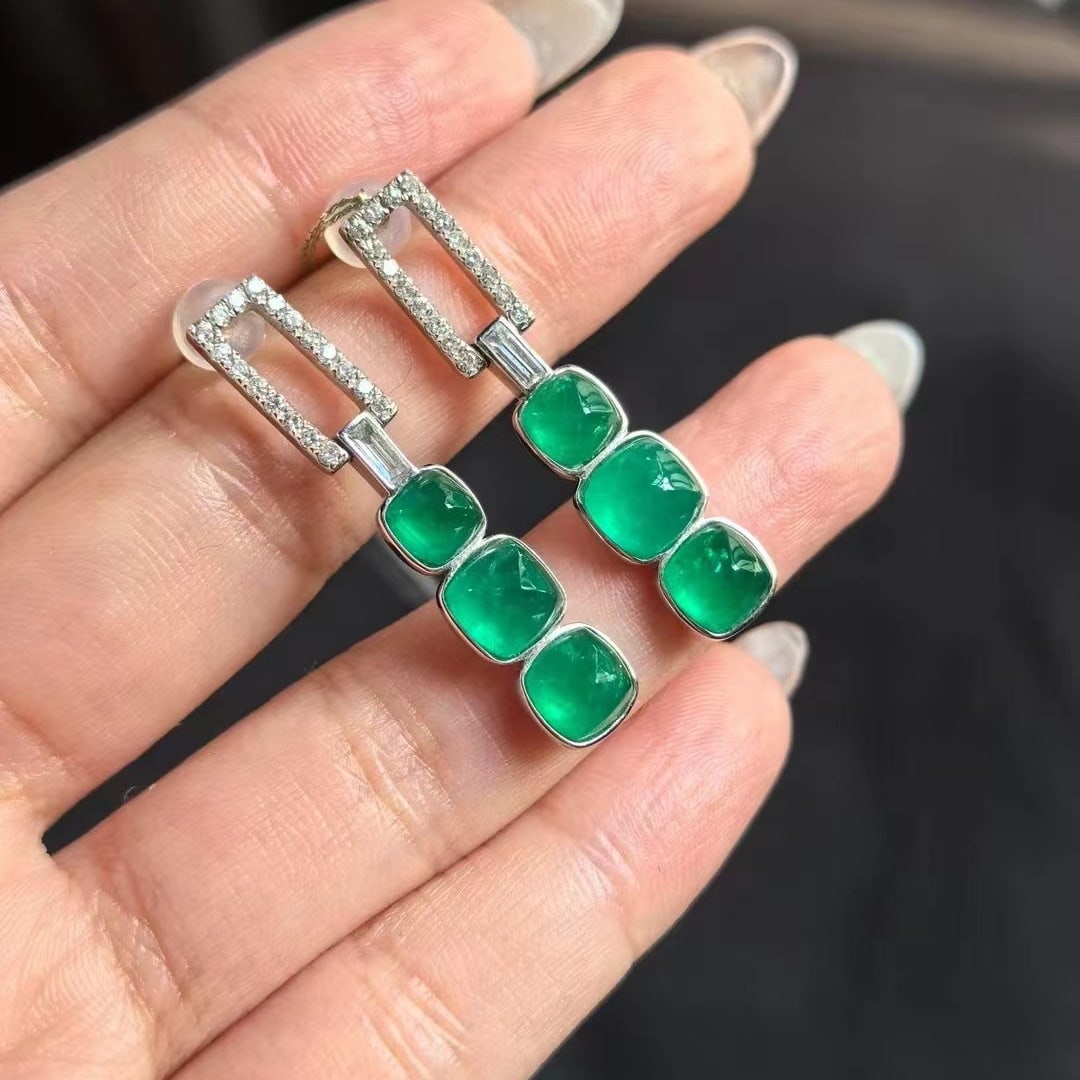 14k Gold 6.2 Ct Natural Emerald & Diamond Earrings - 3