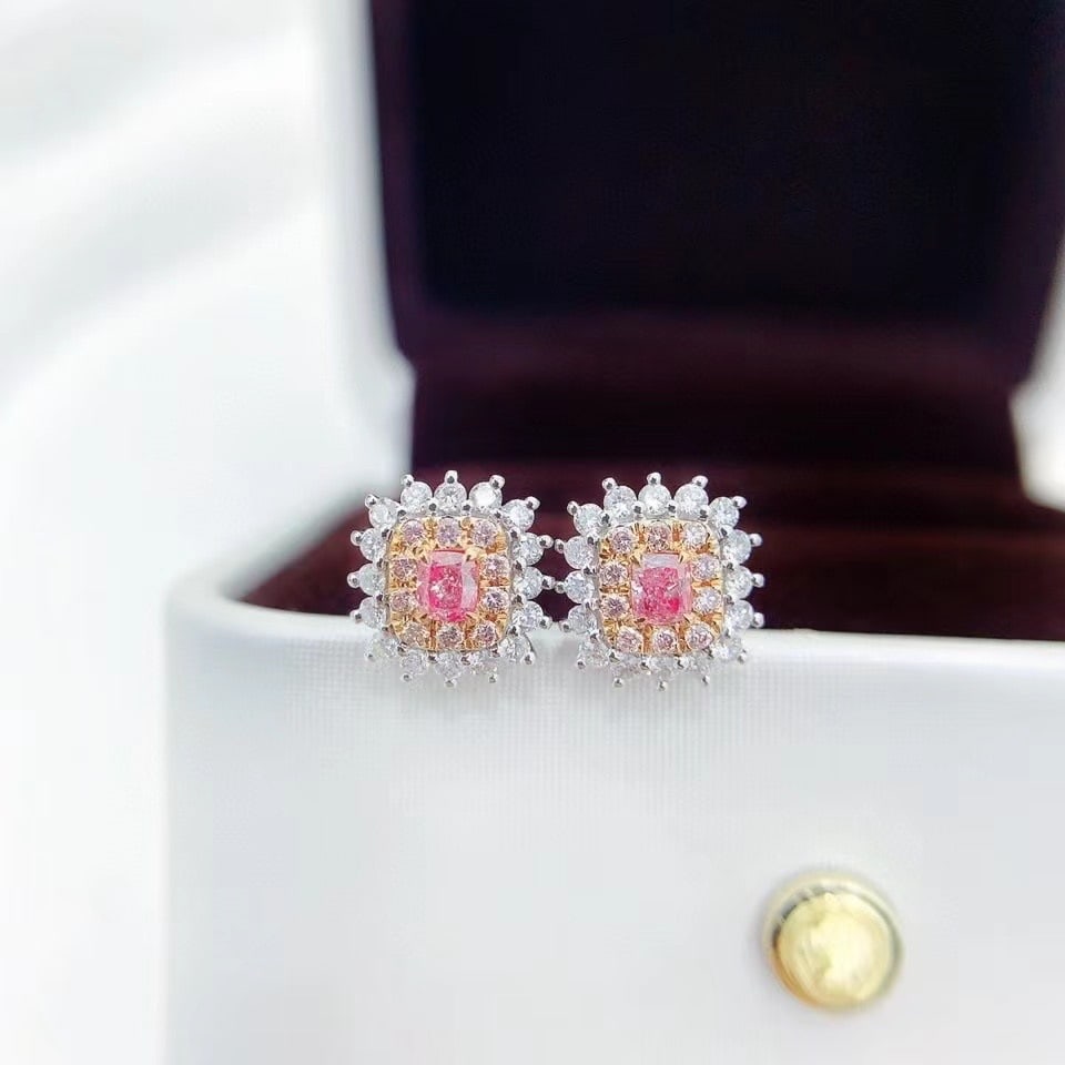 14k Gold 0.66 Ctw Natural Pink Diamond & Diamond Earrings: Ref:230971070 // gold content:14k gold // main gemstone:pink diamond // shape:cushion // carat weight:0. 20ct // color:pink // treatment:natural // // adjacent gemstone 2 : diamond // shape:round