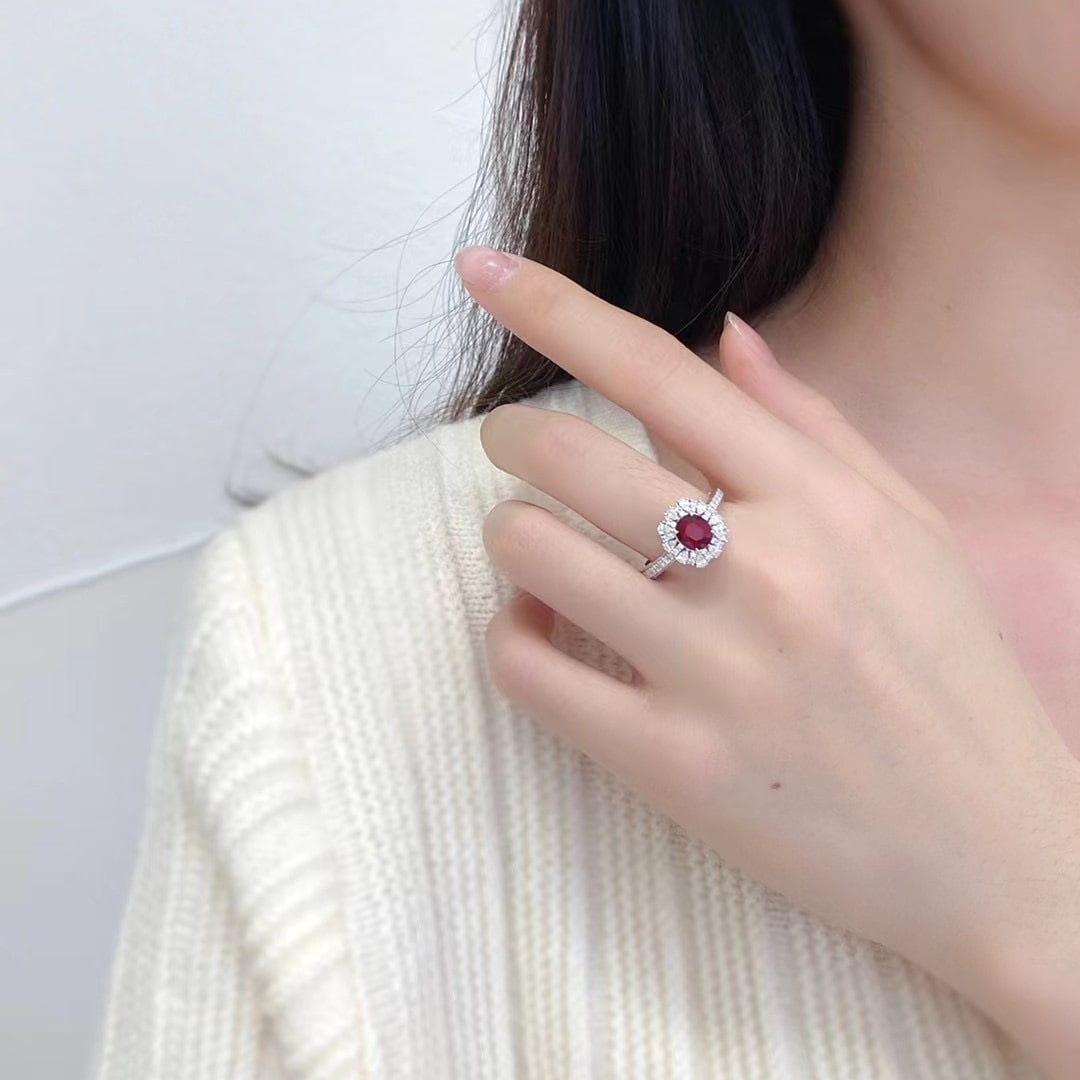 14k Gold 1.73 Ctw Natural Ruby & Diamond Ring - 3