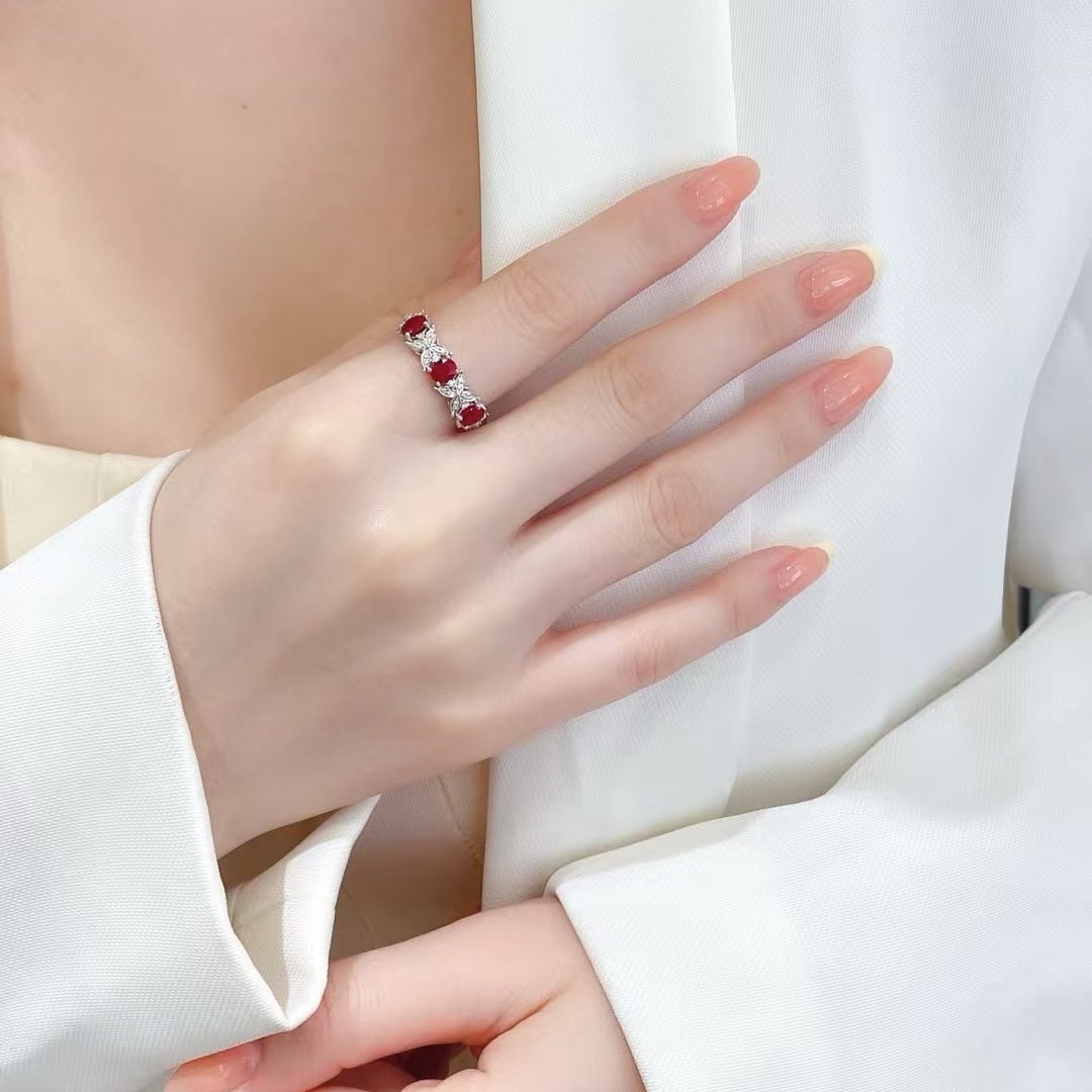 14k Gold 0.98 Ctw Natural Ruby & Diamond Ring - 4